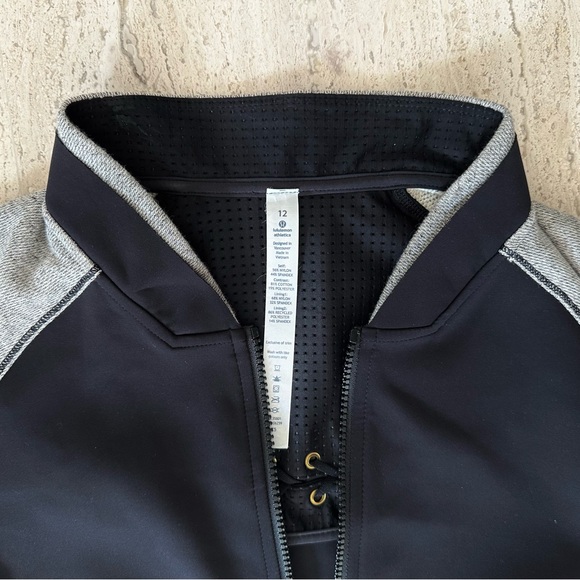 Lululemon Var-City Bomber Jacket | Black / Heathered Black | Size 10 - Picture 3 of 16